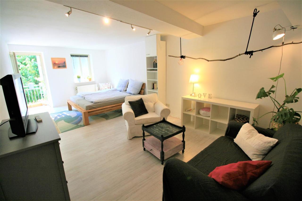 Zentrale Ferienwohnung „Treibholz“ im Sonnenblumenhaus Flensburg Exterior foto