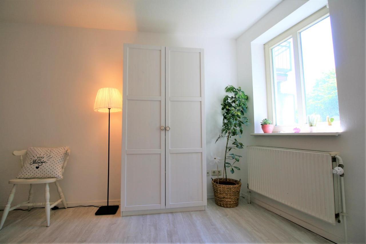 Zentrale Ferienwohnung „Treibholz“ im Sonnenblumenhaus Flensburg Exterior foto