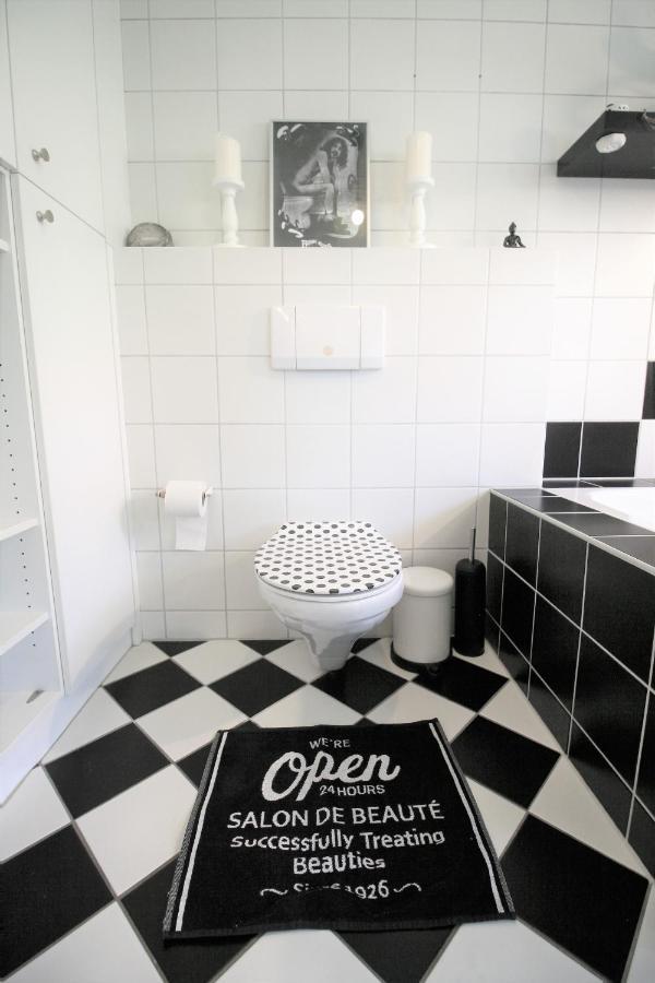 Zentrale Ferienwohnung „Treibholz“ im Sonnenblumenhaus Flensburg Exterior foto
