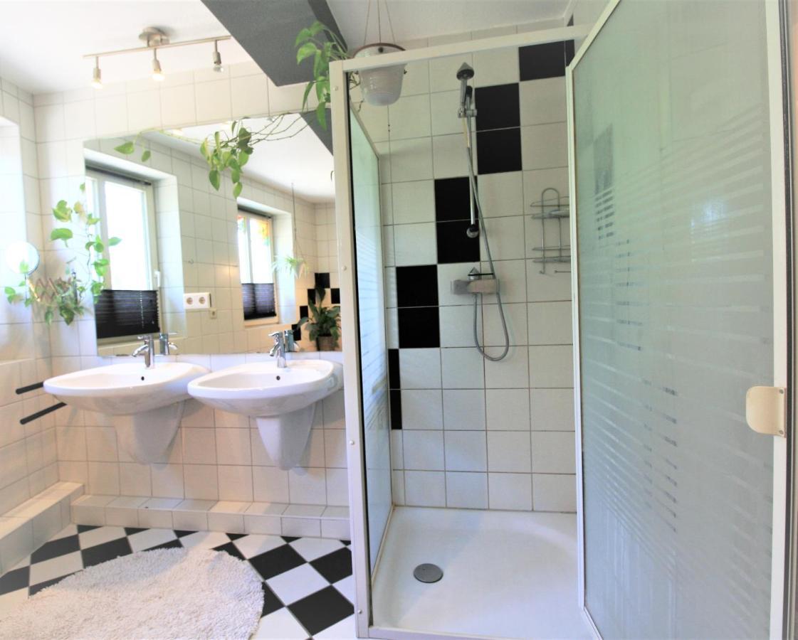 Zentrale Ferienwohnung „Treibholz“ im Sonnenblumenhaus Flensburg Exterior foto